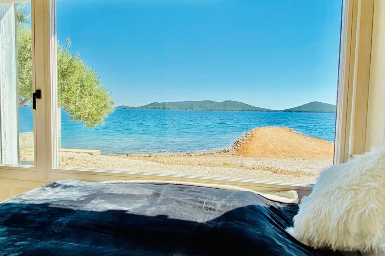 Buqez Eco Resort - Beach Villa 28 - Directly By Beach Drage Dış mekan fotoğraf