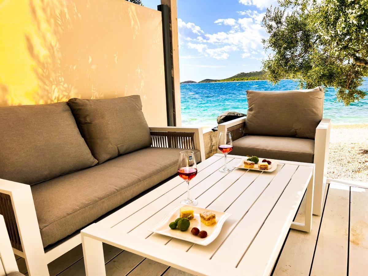 Buqez Eco Resort - Beach Villa 28 - Directly By Beach Drage Dış mekan fotoğraf